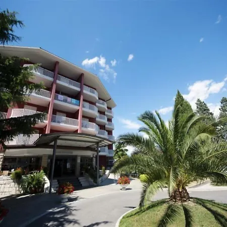 Hotel Dependences - San Simon 3*