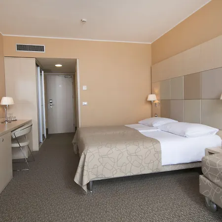 Dependences - San Simon 3* Izola
