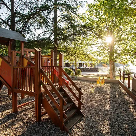 Dependences - San Simon Izola