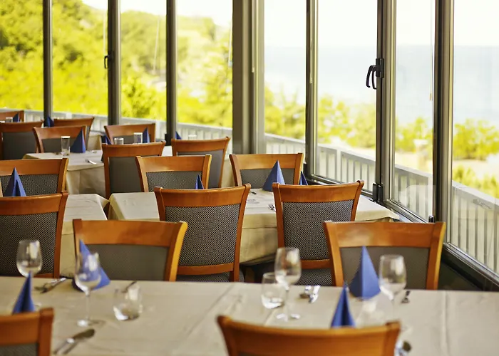 Hotel Dependences - San Simon 3*