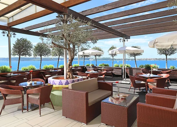 Otel Dependences - San Simon