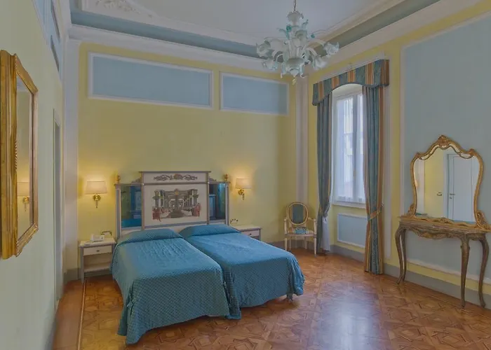 Dependences - San Simon Hotel 3*